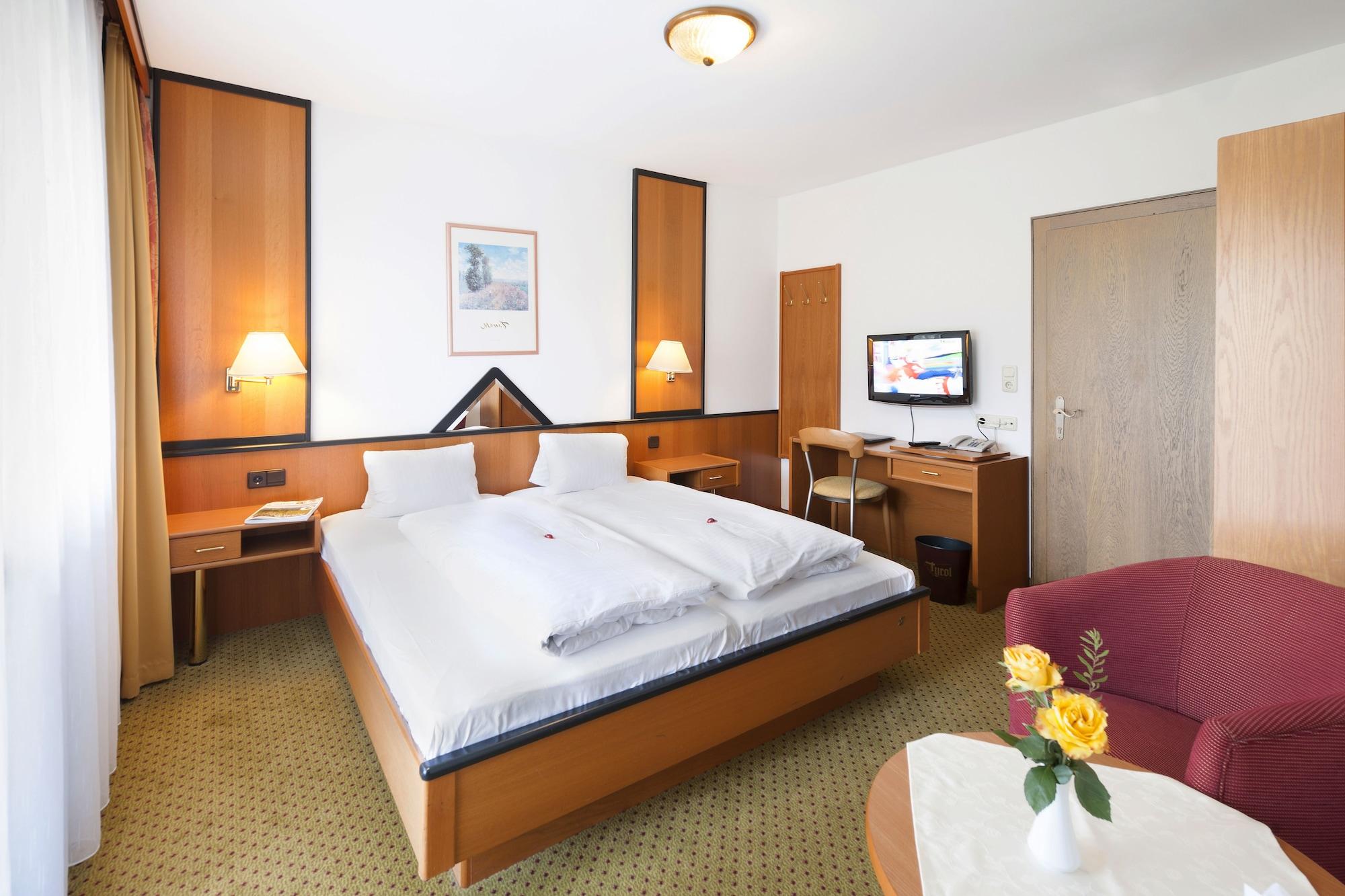 Ferienhotel Tyrol Soell Am Wilden Kaiser Bagian luar foto