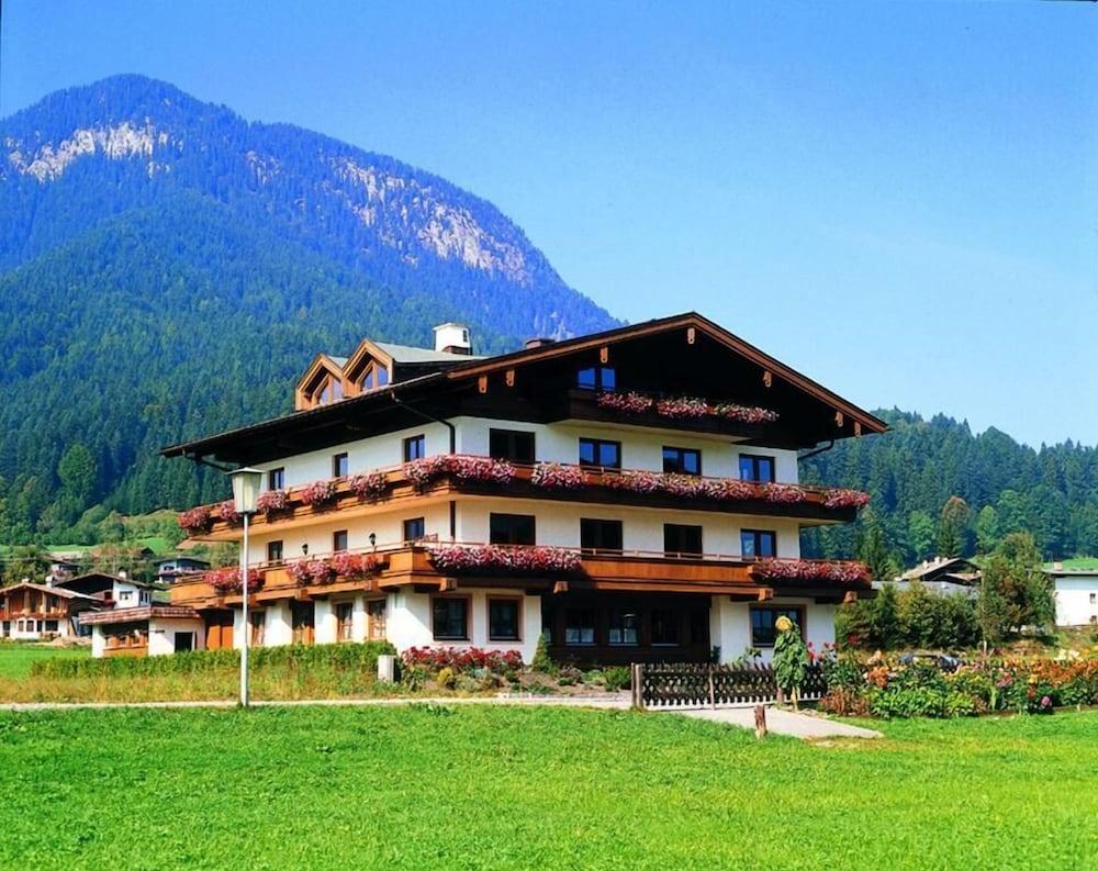 Ferienhotel Tyrol Soell Am Wilden Kaiser Bagian luar foto