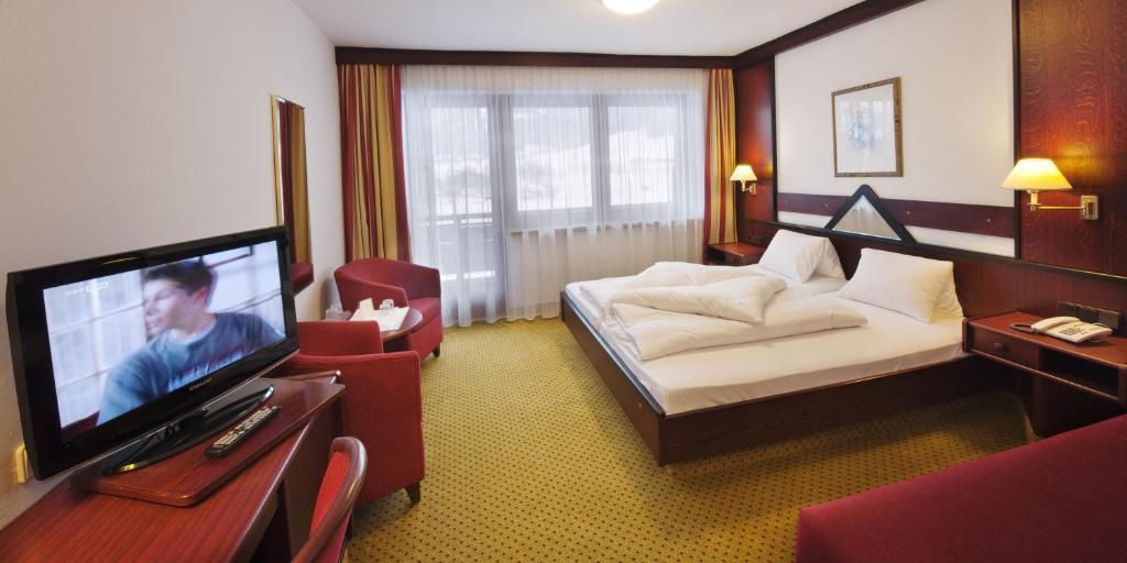 Ferienhotel Tyrol Soell Am Wilden Kaiser Ruang foto