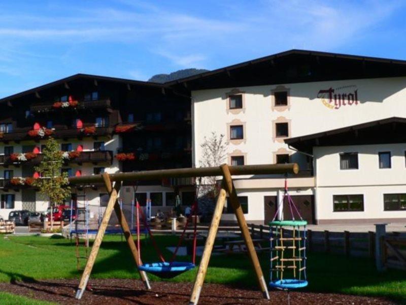 Ferienhotel Tyrol Soell Am Wilden Kaiser Bagian luar foto